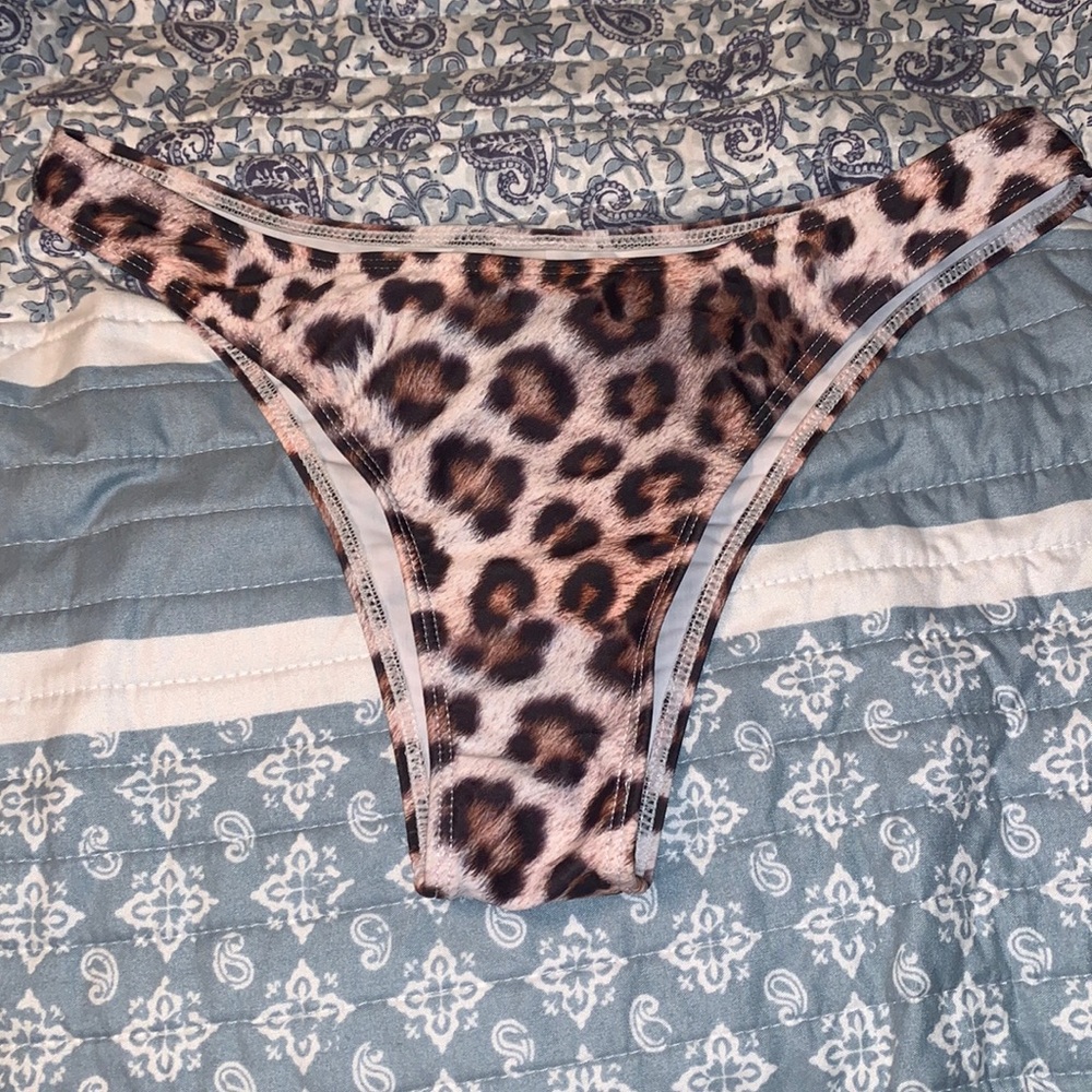 Cheetah high leg bikini bottom